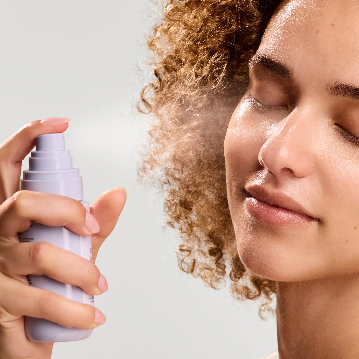 barrier-bounce-bi-phase-mist-w4 NATR-10167-Alt-Images-Barrier-Bounce-Bi-Phase-Toner-Mist_06.webp