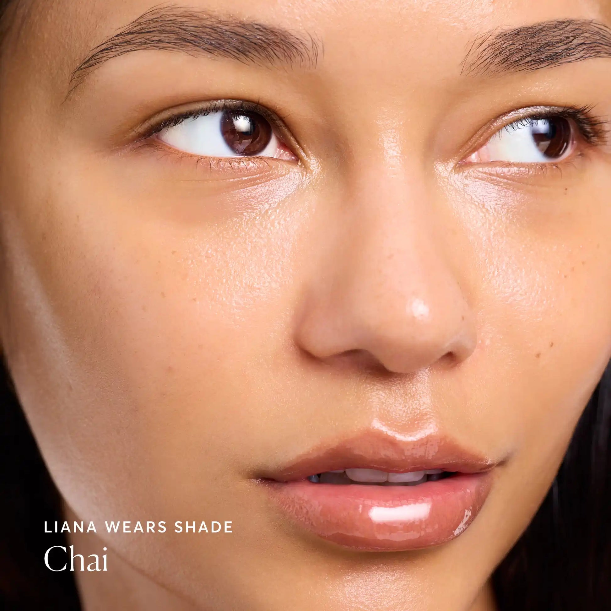 phyto-glow-lip-balm-chai-h1 NATR-60111-Alt-Images-Phyto-Glow-Lip-Balm-Chai-04.webp