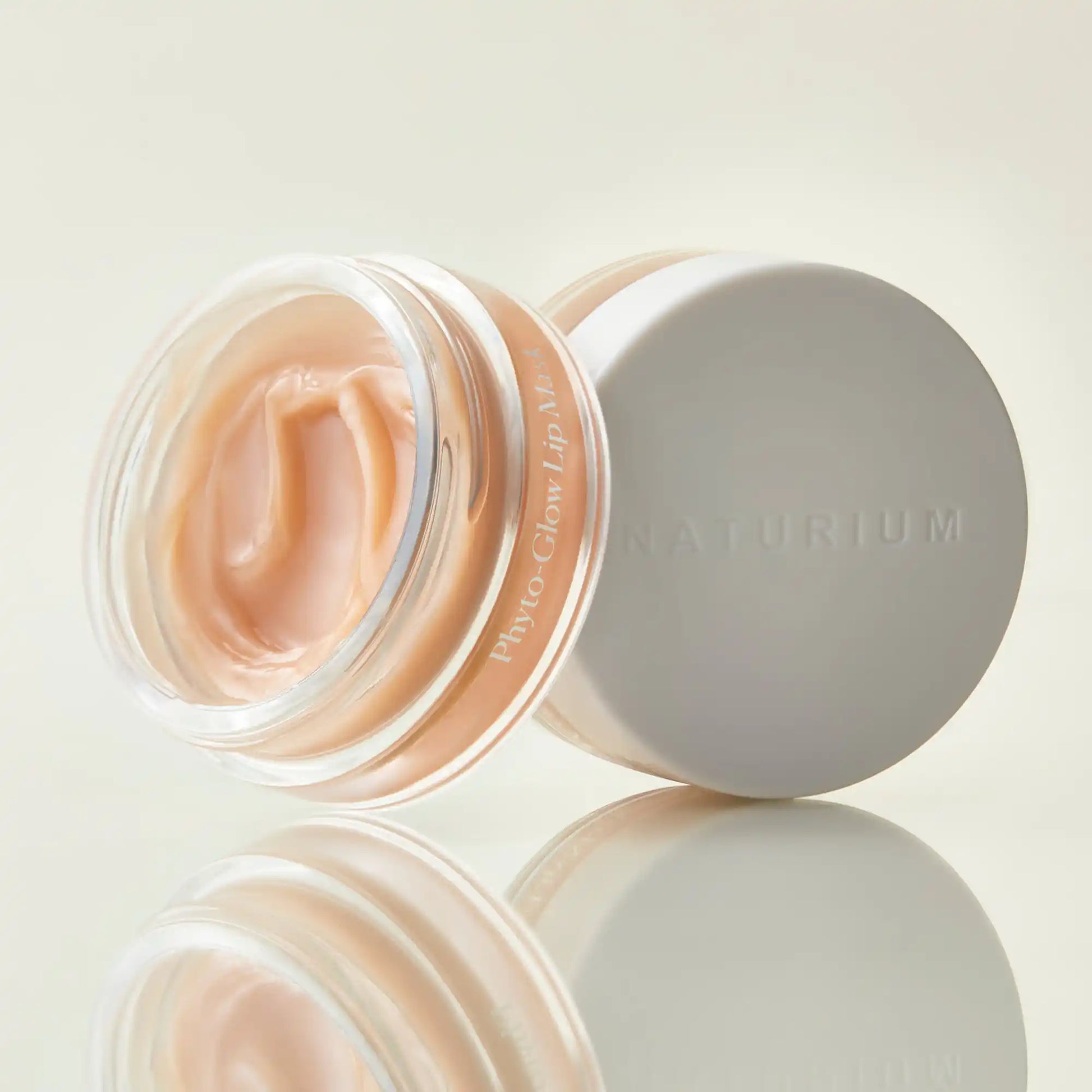 phyto-glow-lip-mask-l3 phyto-lipmask_0607-crop.webp